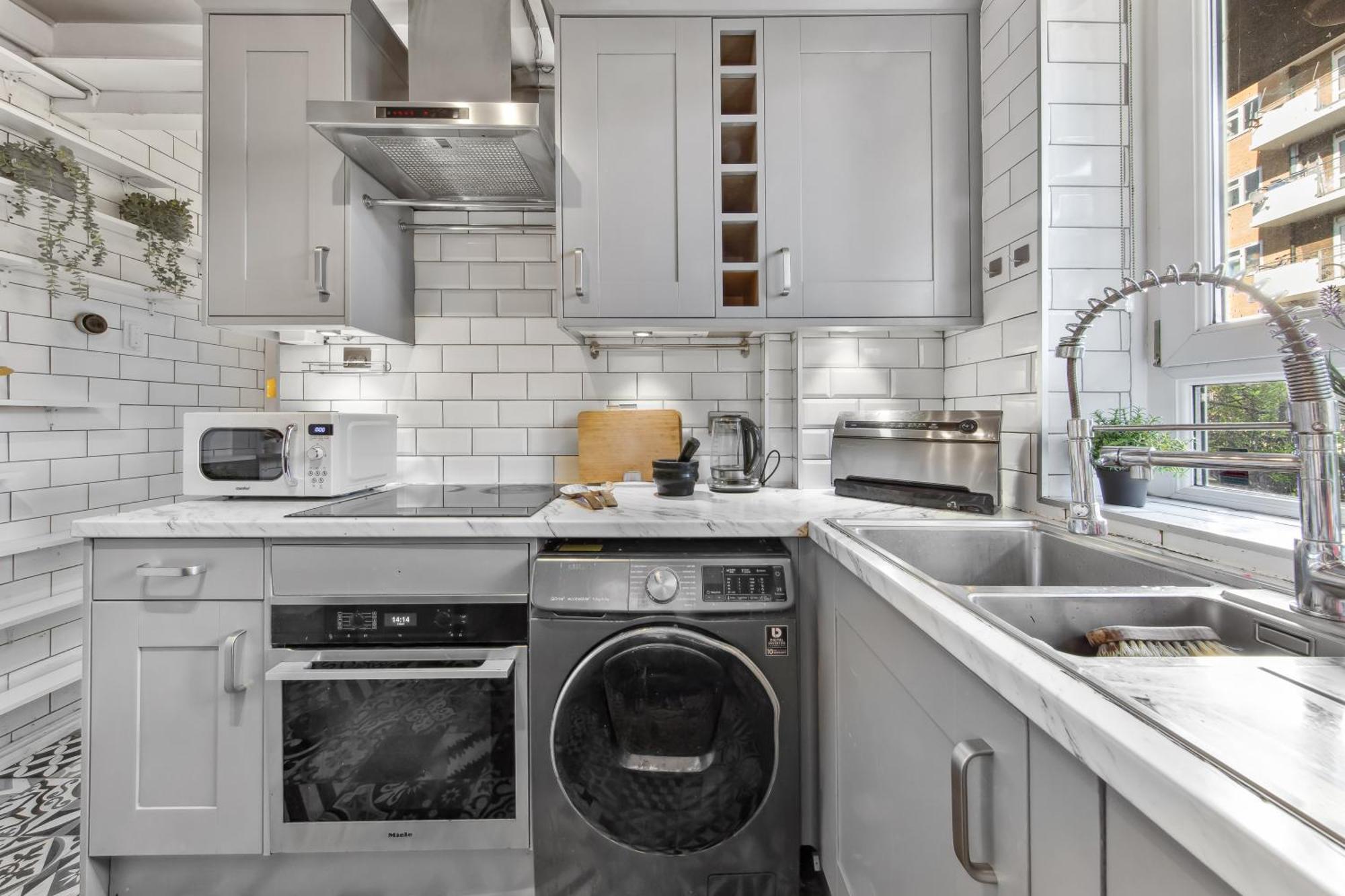 Boutique 2br Flat Near Waterloo Station Londra