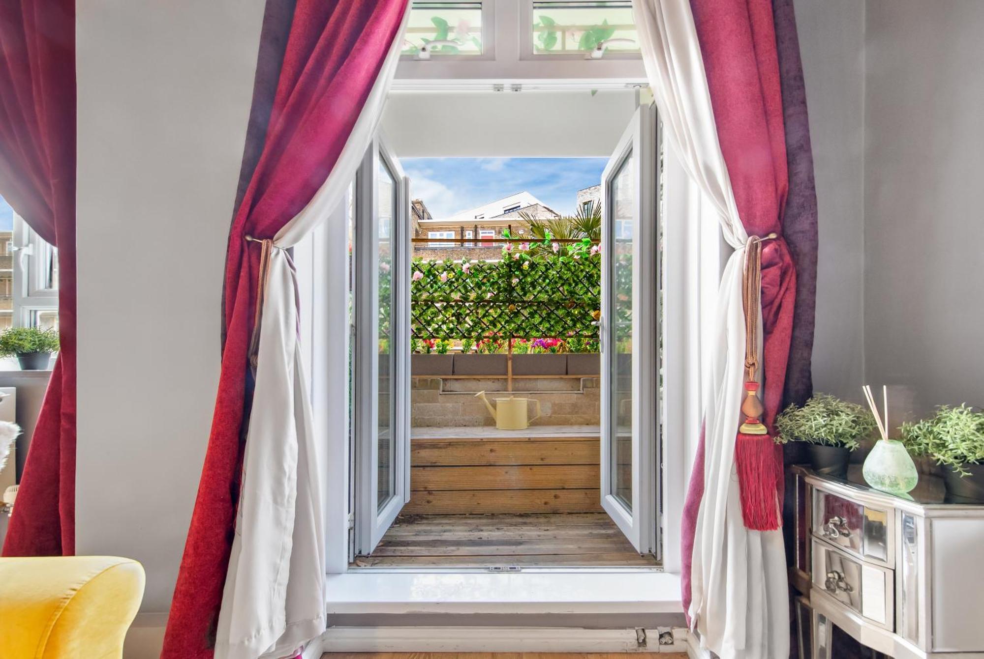 Boutique 2br Flat Near Waterloo Station * Londra
